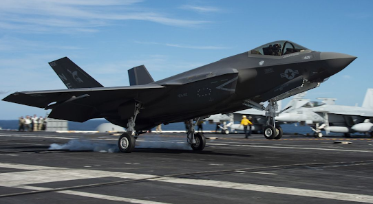 US Air Force Launch a Lot of F-35 Lightning II Mass take-offs